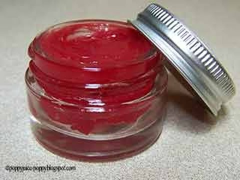 Featured image of post Homemade Lip Balm For Dark Lips