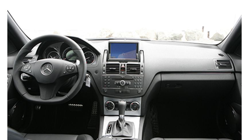 Featured image of post Mercedes Benz C63 Amg 2009 Interior