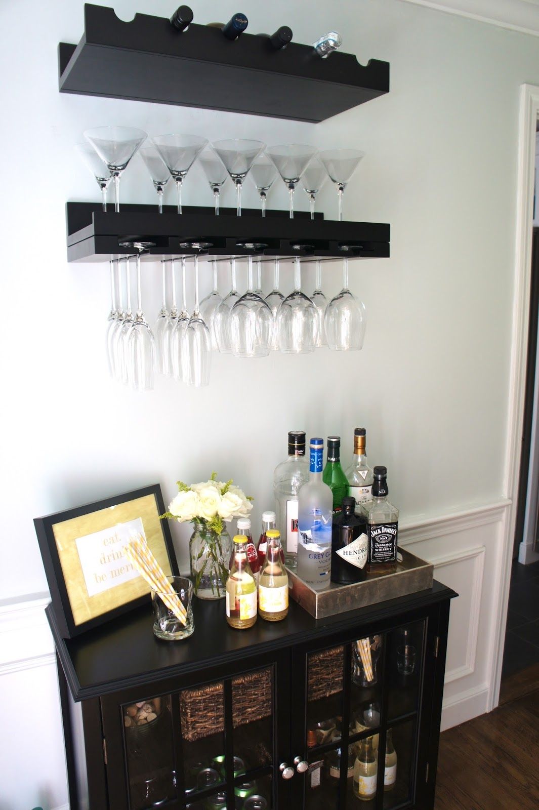 Featured image of post Small Bar Area In Dining Room